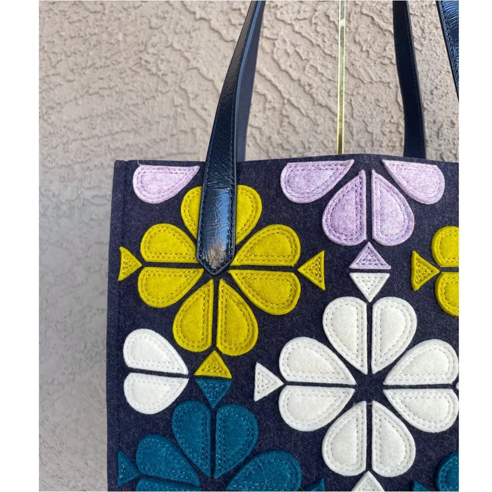 KATE SPADE Blue Purple Kitt North South Floral Felt Tote Bag & Matching Pouch